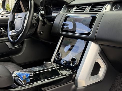 Used 2021 Land Rover Range Rover P525 Westminster Edition LWB image 20