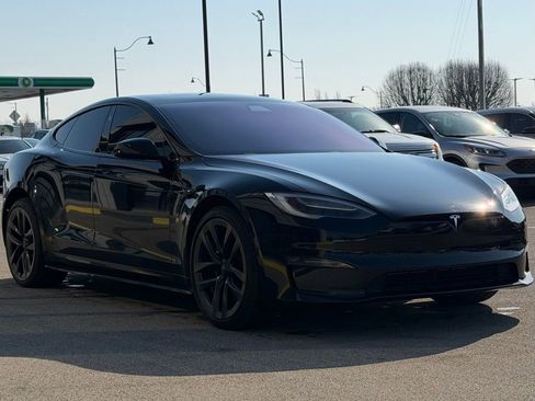 Used 2021 Tesla Model S Plaid image 13