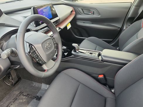 New 2026 Toyota Prius SE image 8