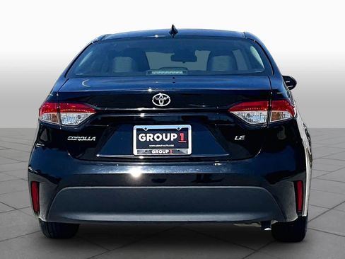 Used 2023 Toyota Corolla LE FWD image 5
