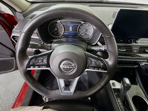 Certified 2023 Nissan Altima 2.5 SR w/ SR Premium Package FWD image 22