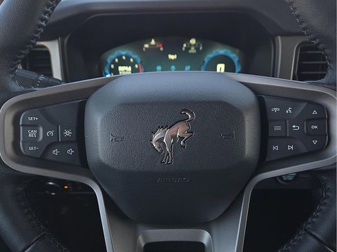 New 2025 Ford Bronco Big Bend w/ Black Diamond Package image 16