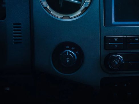 Used 2011 Ford F350 XLT w/ Advanced Security Group image 18