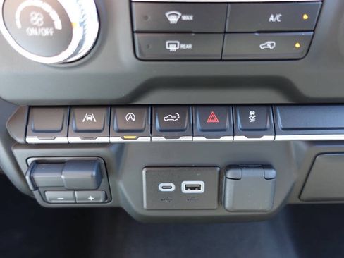 Used 2024 GMC Sierra 1500 Pro w/ Graphite Edition AWD/4WD image 44