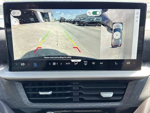 Used 2025 Ford Explorer Platinum w/ LUX Leather Package image 31