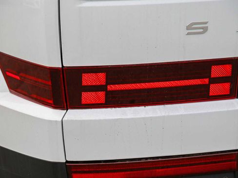 New 2026 Hyundai Santa Fe SEL image 9