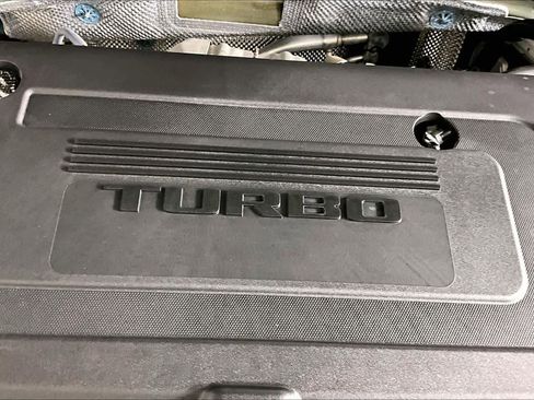 Used 2023 Buick Envision Avenir image 32