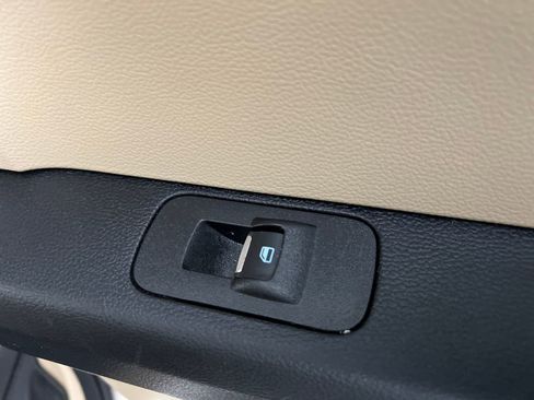 Used 2018 Ford F150 XLT w/ Equipment Group 302A Luxury AWD/4WD image 20