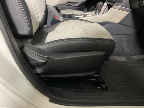 Used 2019 Subaru Forester AWD/4WD image 36