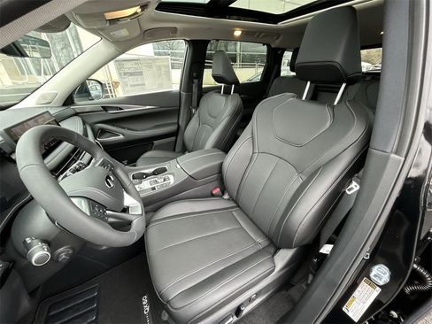 New 2026 INFINITI QX60 Luxe image 11