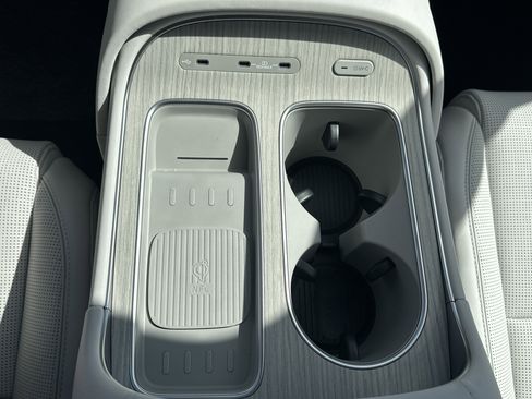 New 2026 Hyundai Palisade Calligraphy FWD image 22