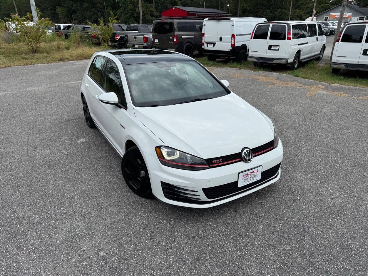 Used 2016 Volkswagen GTI SE w/ Lighting Package (SEL) FWD image 21