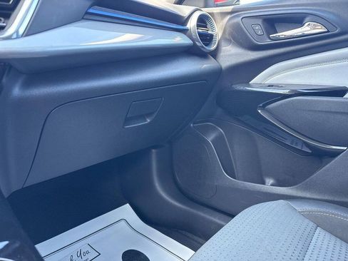 Used 2024 Chevrolet Trax LT image 16