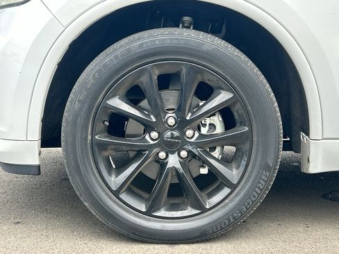 Used 2018 Dodge Durango GT AWD/4WD image 12