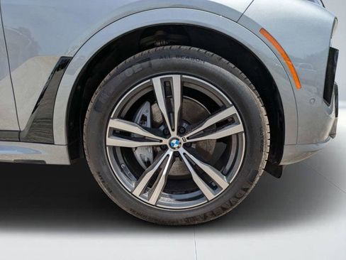 Used 2023 BMW X7 xDrive40i w/ Executive Package AWD/4WD image 10