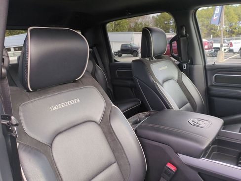 Used 2025 RAM 1500 Laramie w/ Sport Appearance Package image 31