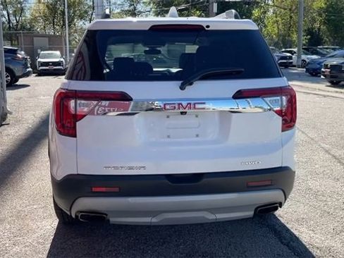 Used 2023 GMC Acadia SLT image 5