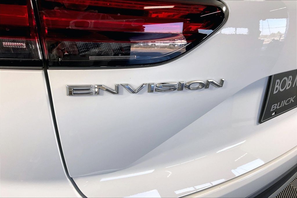 Certified 2022 Buick Envision Essence w/ Technology Package I FWD image 22