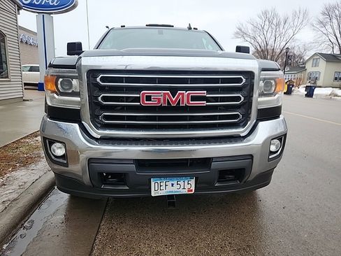 Used 2017 GMC Sierra 2500 SLE image 2
