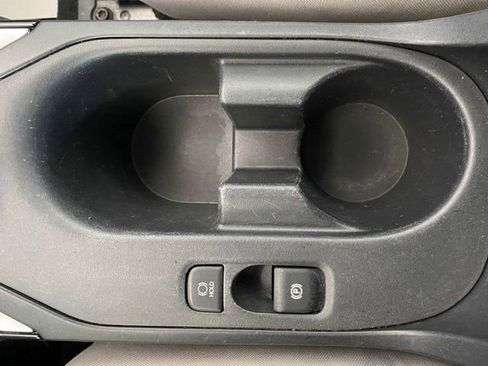 Used 2023 Toyota Corolla LE FWD image 28