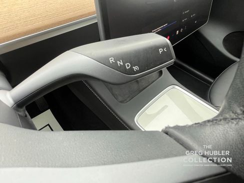 Used 2023 Tesla Model Y Long Range image 33