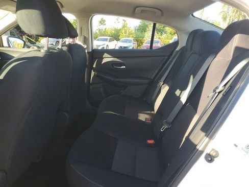 Certified 2022 Nissan Sentra SV w/ Trunk Package image 18