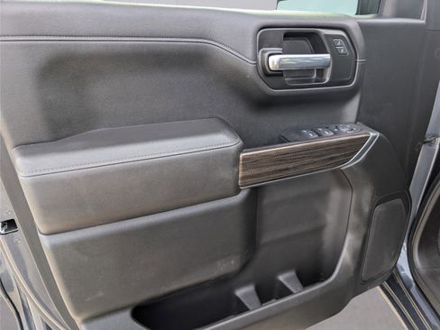 Used 2021 Chevrolet Silverado 1500 LT image 15