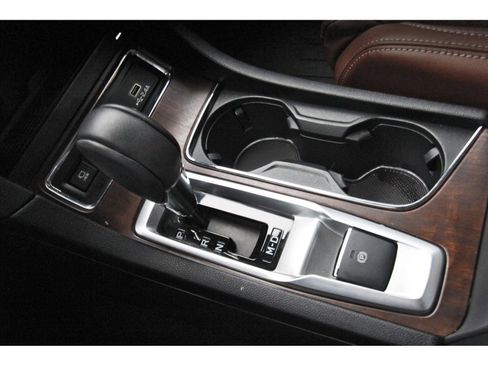 Certified 2024 Subaru Ascent Touring AWD/4WD image 27