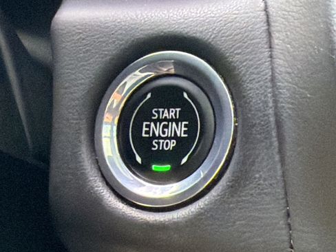 Used 2023 GMC Yukon AT4 AWD/4WD image 27