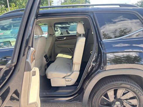 Used 2026 Volkswagen Atlas SE AWD/4WD image 23