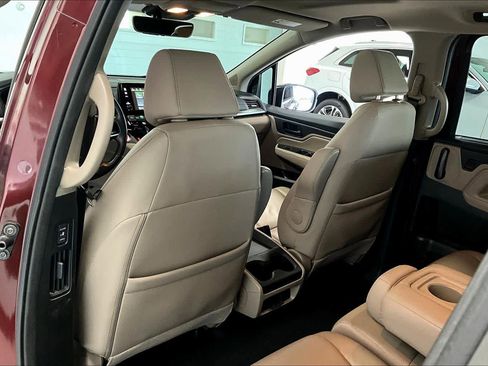 Used 2018 Honda Odyssey EX-L image 10