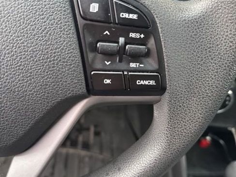 Used 2017 Hyundai Tucson SE image 18