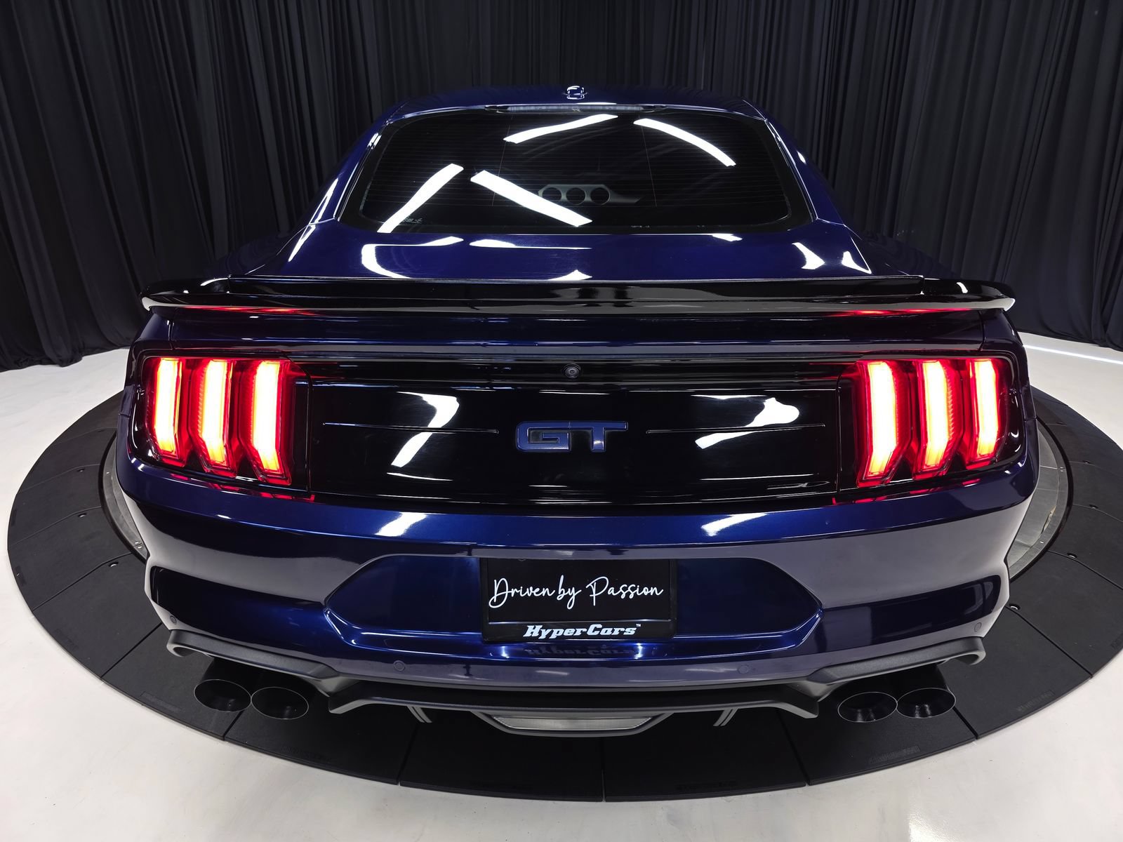 Used 2018 Ford Mustang GT Premium w/ Enhanced Security Package RWD image 44