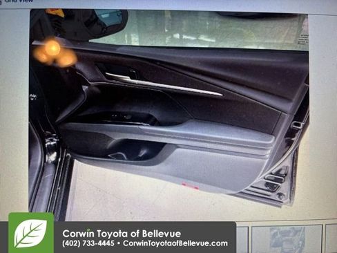 Used 2025 Toyota Camry LE image 7