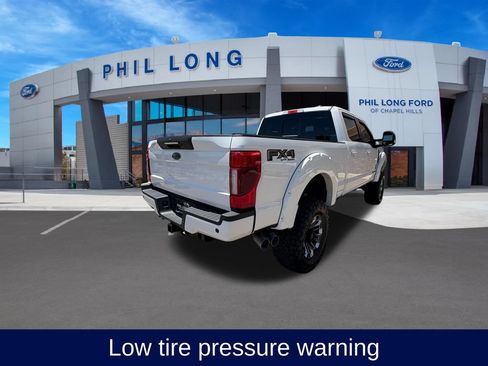 Used 2022 Ford F250 Lariat w/ Black Appearance Package AWD/4WD image 5
