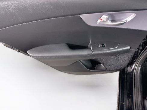 Used 2024 Kia Forte LXS image 23