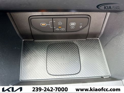 New 2026 Kia Sportage EX w/ EX Panorama Roof Package image 28