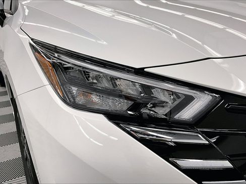 New 2025 Nissan Versa SV w/ Trunk Package image 42