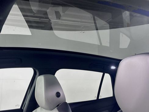 Used 2021 Volkswagen ID.4 Pro S image 19