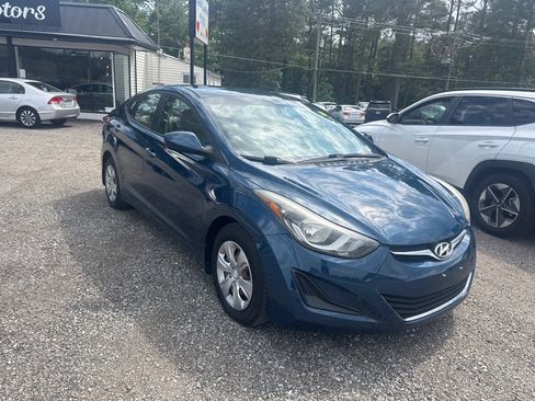 Used 2016 Hyundai Elantra SE FWD image 12