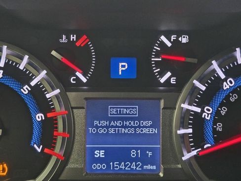 Used 2018 Toyota 4Runner Limited AWD/4WD image 24