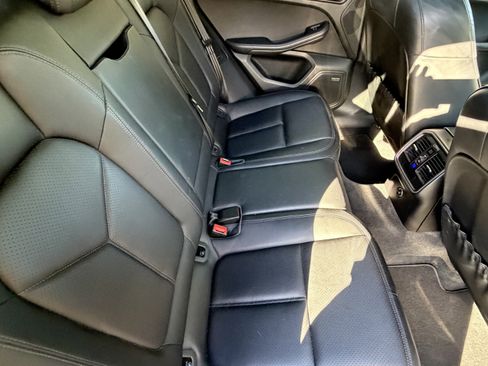 Used 2016 Porsche Macan Turbo AWD/4WD image 65