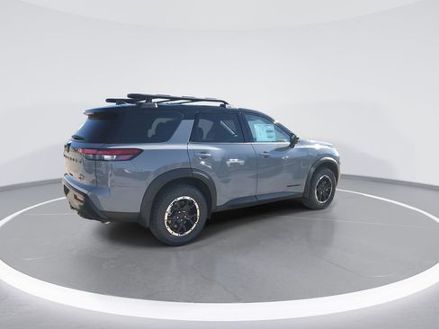 New 2026 Nissan Pathfinder SV image 8