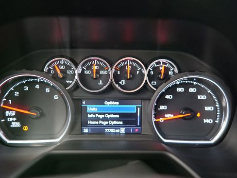 Used 2021 Chevrolet Suburban RST w/ Luxury Package image 21