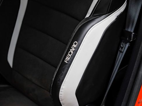 Used 2022 Ford Mustang Shelby GT500 w/ Technology Package RWD image 41
