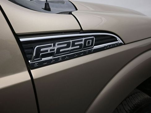 Used 2011 Ford F250 Lariat w/ FX4 Off Road Pkg image 14