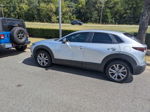 Used 2021 MAZDA CX-30 FWD 2.5 S w/ Select Package image 9