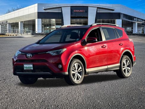 Used 2016 Toyota RAV4 XLE image 7