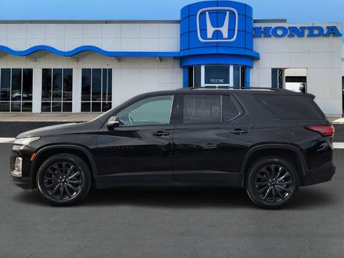 Used 2023 Chevrolet Traverse RS w/ LPO, Floor Liner Package image 3