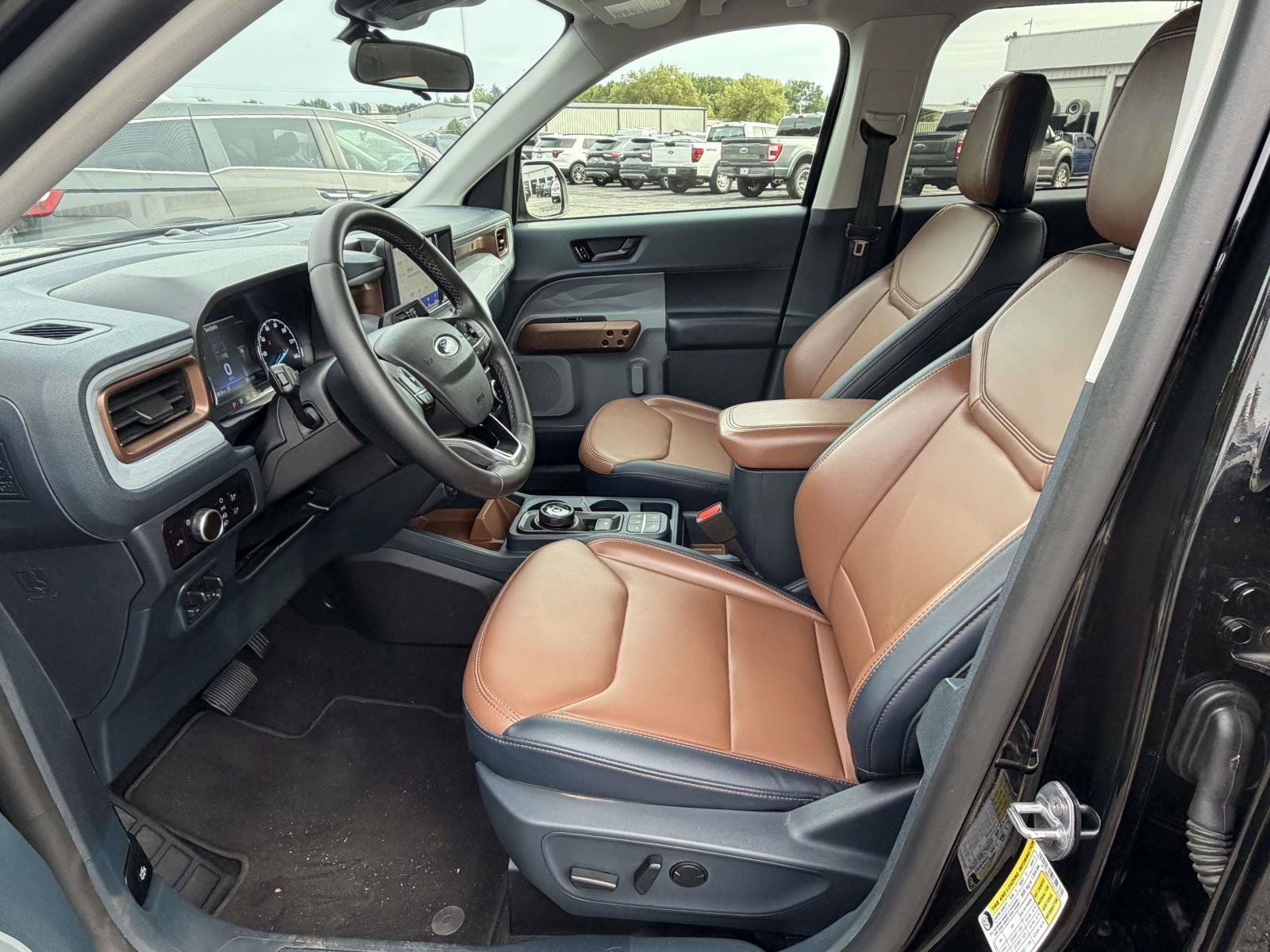 Used 2023 Ford Maverick Lariat w/ Lariat Luxury Package AWD/4WD image 22